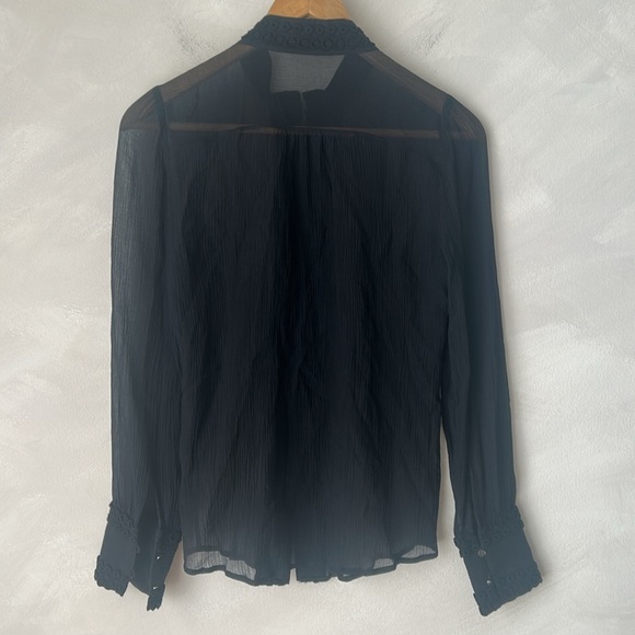 Club Monaco sheer silk blouse mandarin collar embroidered button up size small - Picture 9 of 9